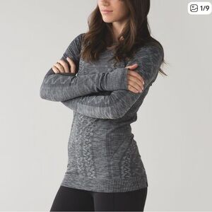 lululemon athletica Gray Long Sleeve Top